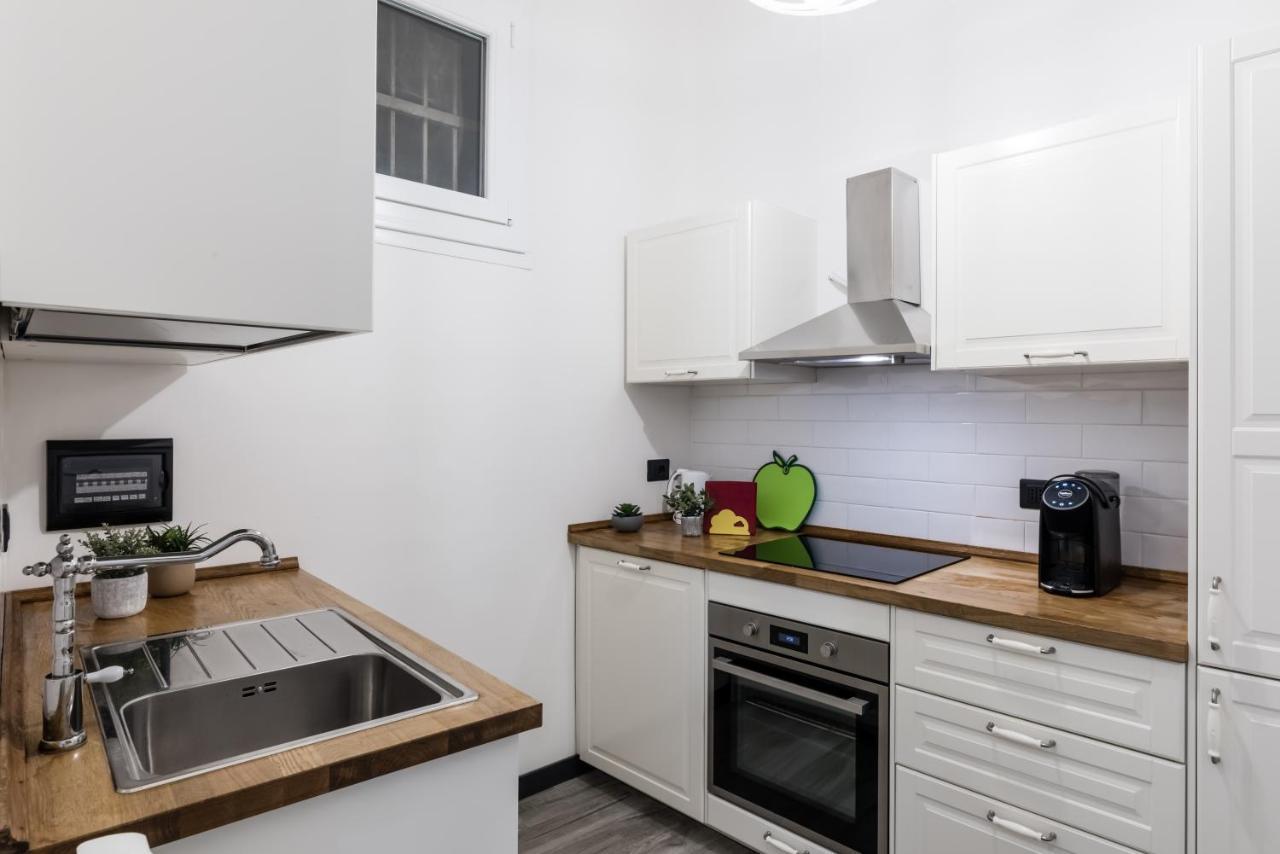 Acquario 5' Free Wifi & Netflix "Prione" By Tilo Apartment'S Γένοβα Εξωτερικό φωτογραφία